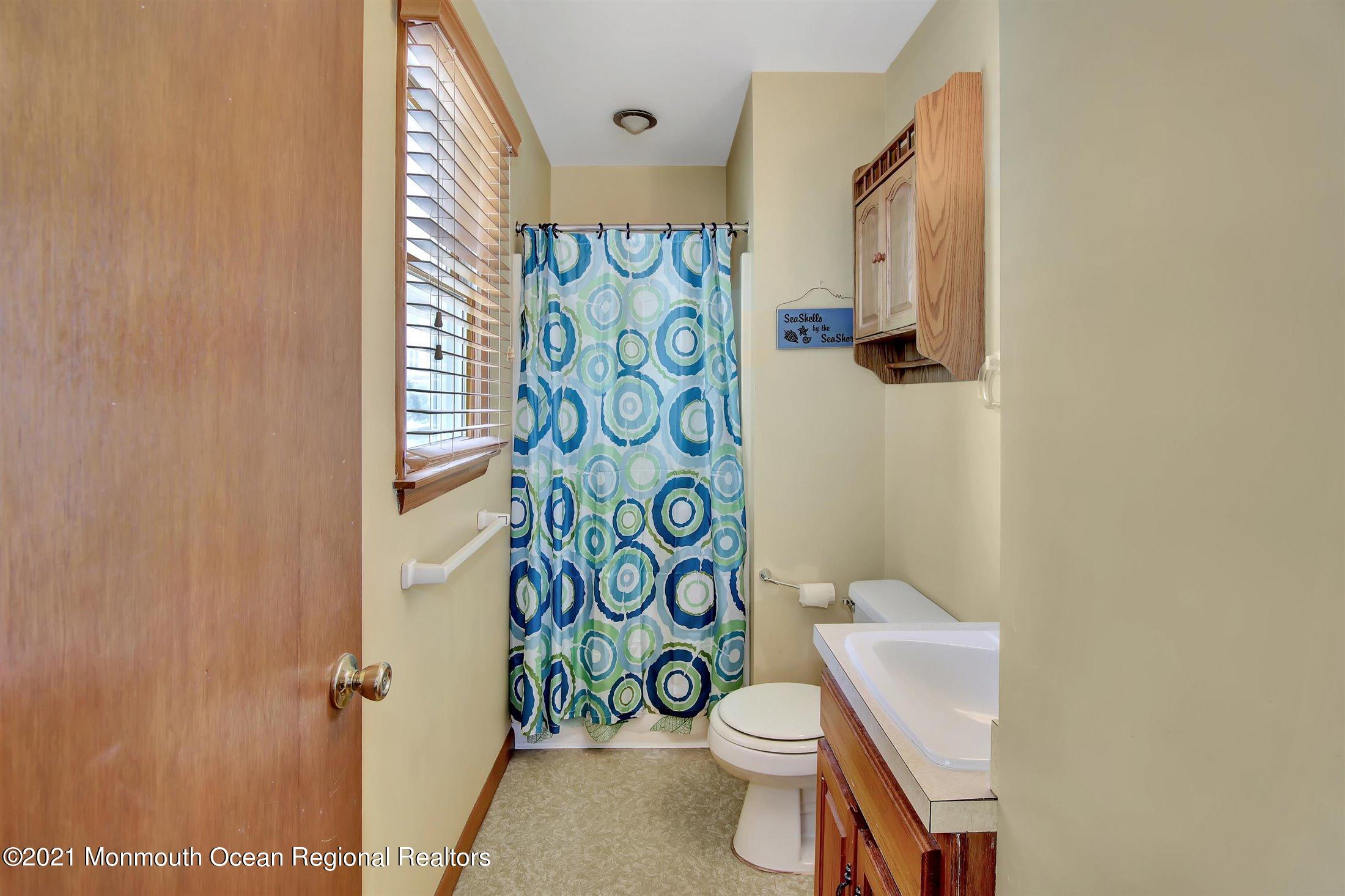 125 31st Street Ship Bottom, NJ 08008 - Photo 27 of 43 mike chakonis (32)