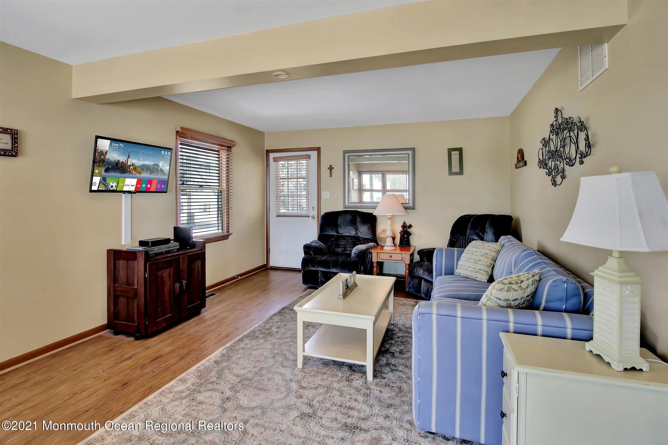 125 31st Street Ship Bottom, NJ 08008 - Photo 33 of 43 mike chakonis (20)