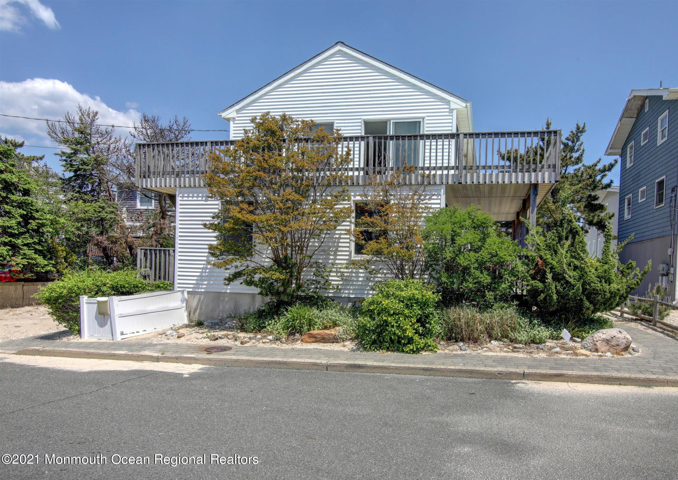 125 31st Street Ship Bottom, NJ 08008 - Photo 5 of 43 mike chakonis (6)