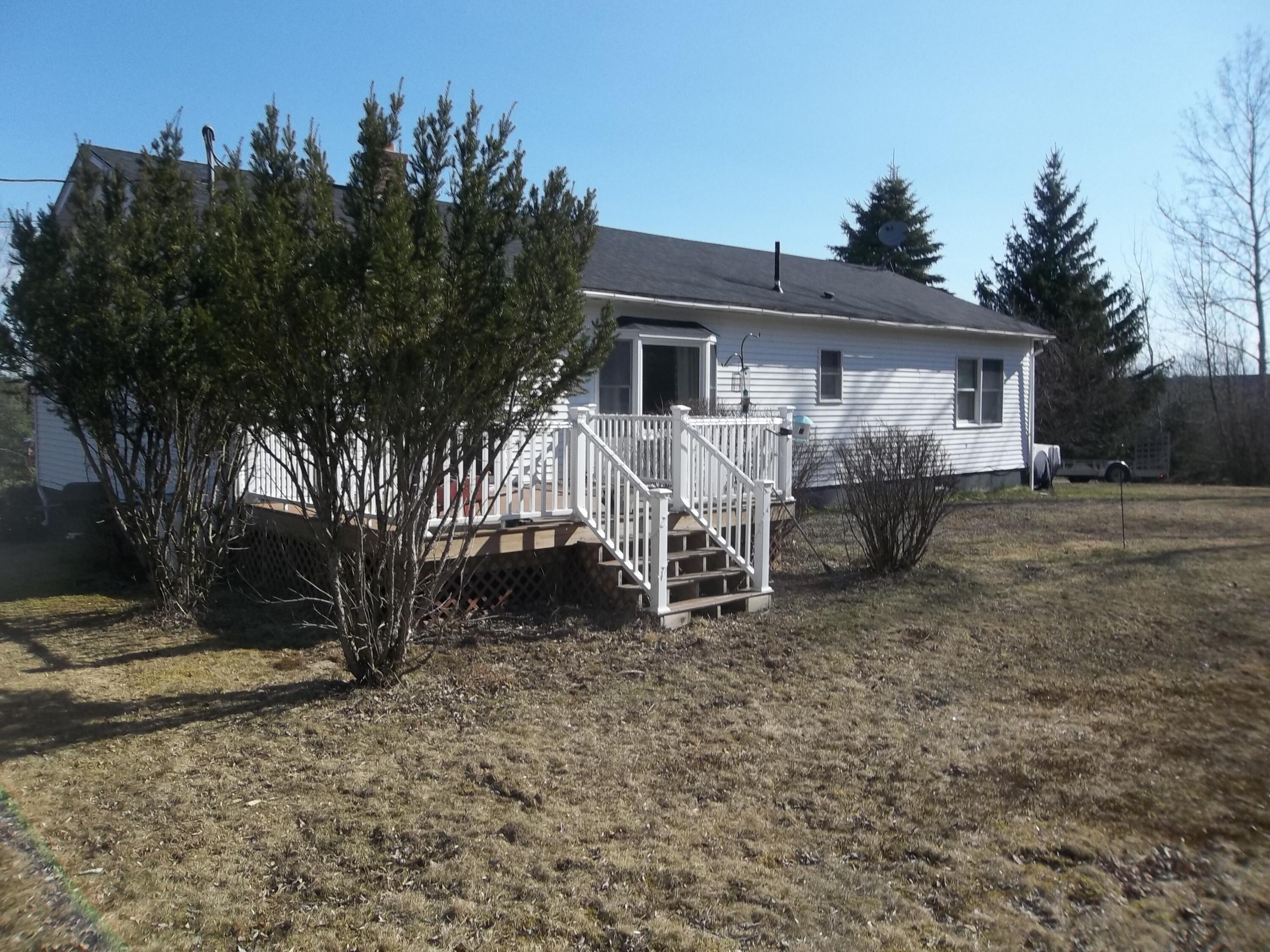 42 Spruce Street Calais, ME 04619 - Photo 6 of 34 100_0659