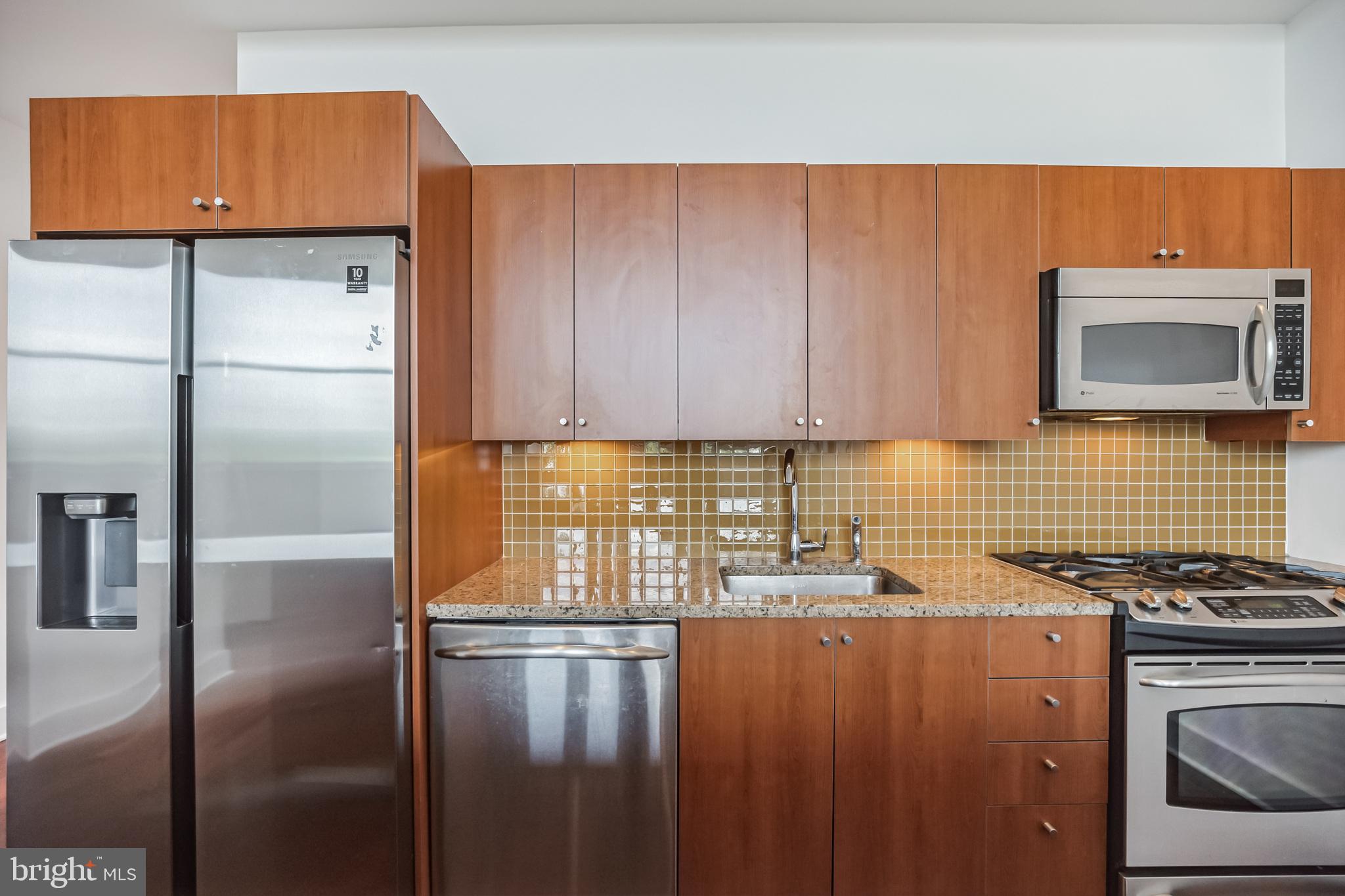1101 Locust Street, Unit 4E Philadelphia, PA 19107 - Photo 4 of 12 Kitchen