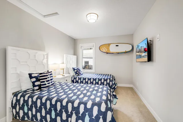 $649,900 | 25-15 Waseca Avenue, Tonka Bay, MN 55331