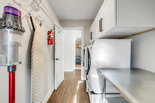 $649,900 | 25-15 Waseca Avenue, Tonka Bay, MN 55331