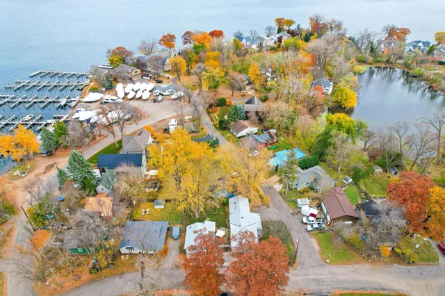 $649,900 | 25-15 Waseca Avenue, Tonka Bay, MN 55331