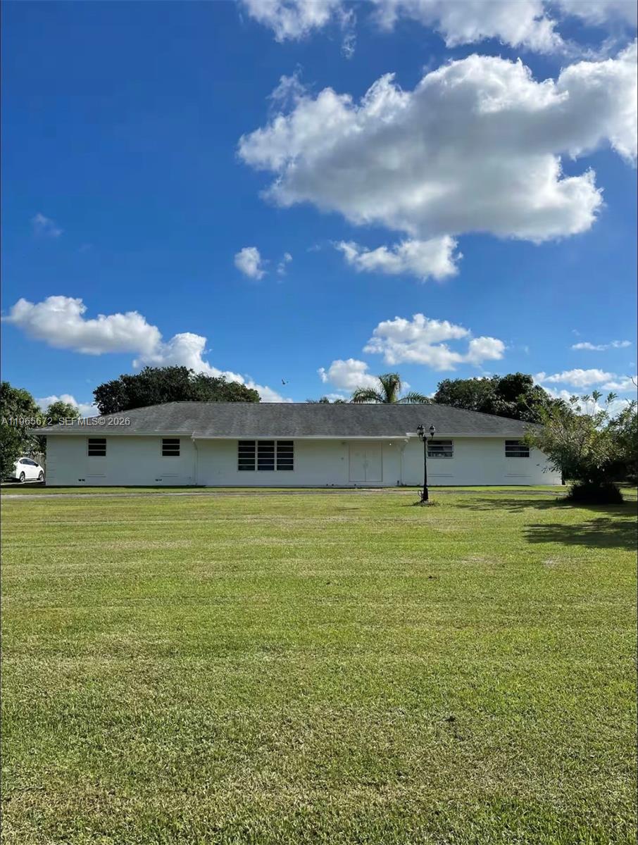 30255 Southwest 197th Avenue Homestead, FL 33030 - Photo 3 of 35 Photo 3