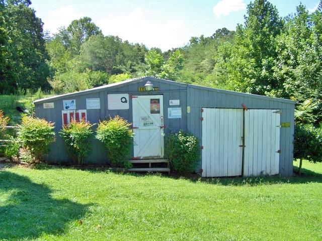 1426 Post Road Rock Island, TN 38581 - Photo 4 of 12 Detached garage