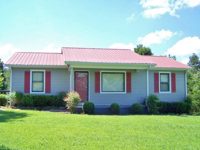 1426 Post Road Rock Island, TN 38581 - Photo 5 of 12 Equipment shed