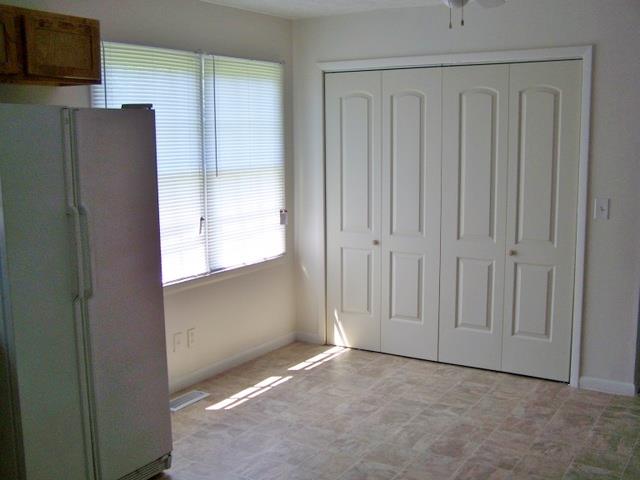 1426 Post Road Rock Island, TN 38581 - Photo 8 of 12 Eat in area of kitchen