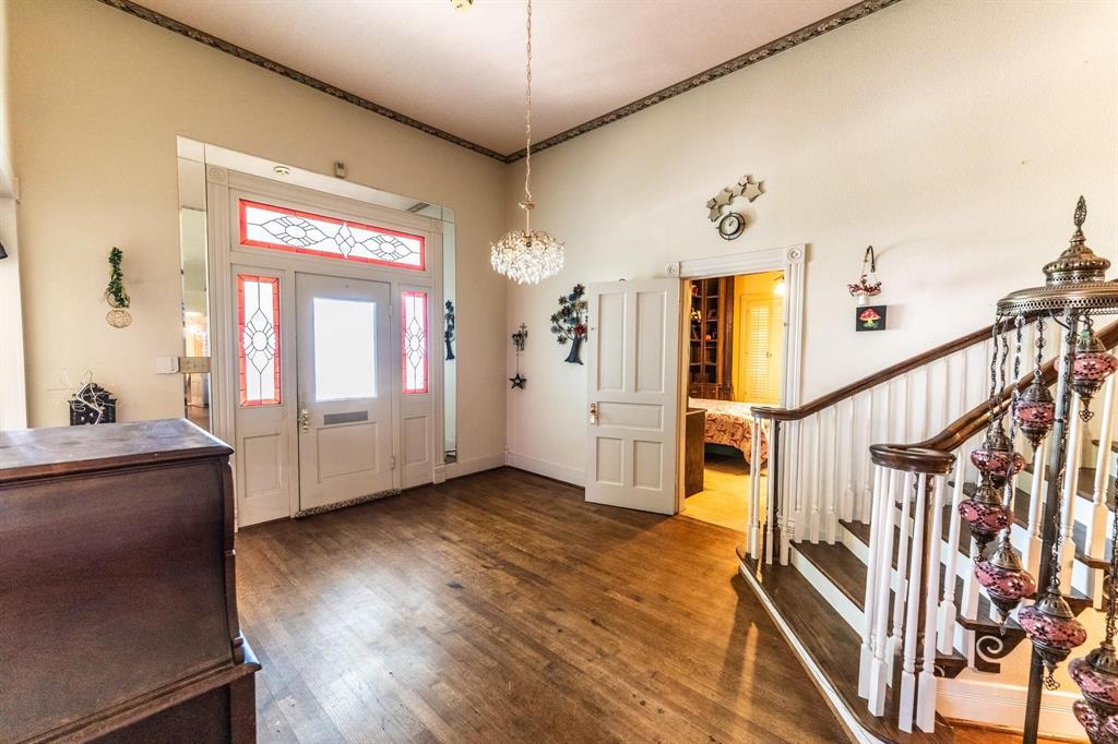 414 College Street Sulphur Springs, TX 75482 - Photo 2 of 39