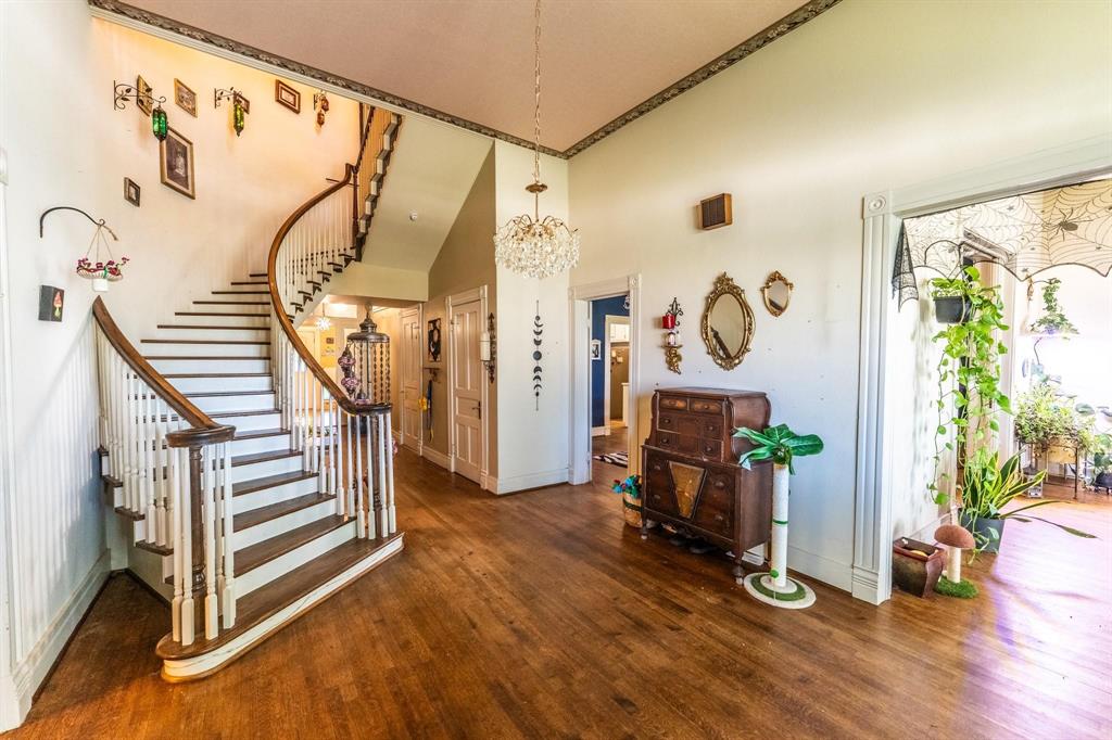 414 College Street Sulphur Springs, TX 75482 - Photo 3 of 39