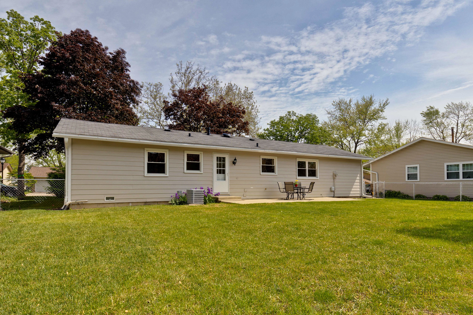 85 Kendal Road Elk Grove Village, IL 60007 - Photo 23 of 25
