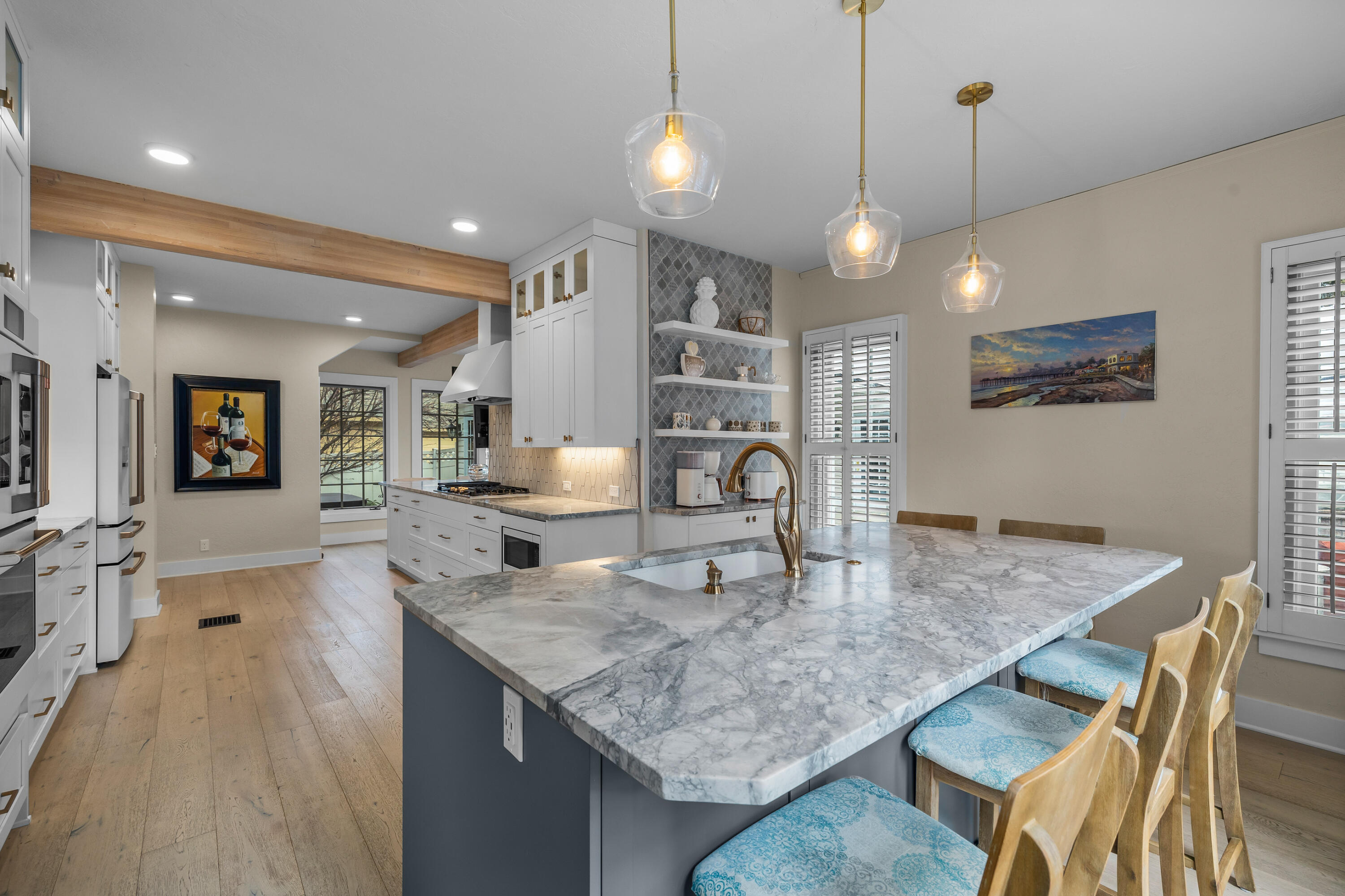 708 Northwest Riverside Boulevard Bend, OR 97703 - Photo 7 of 51 Completely remodeled, truly gourmet kitchen