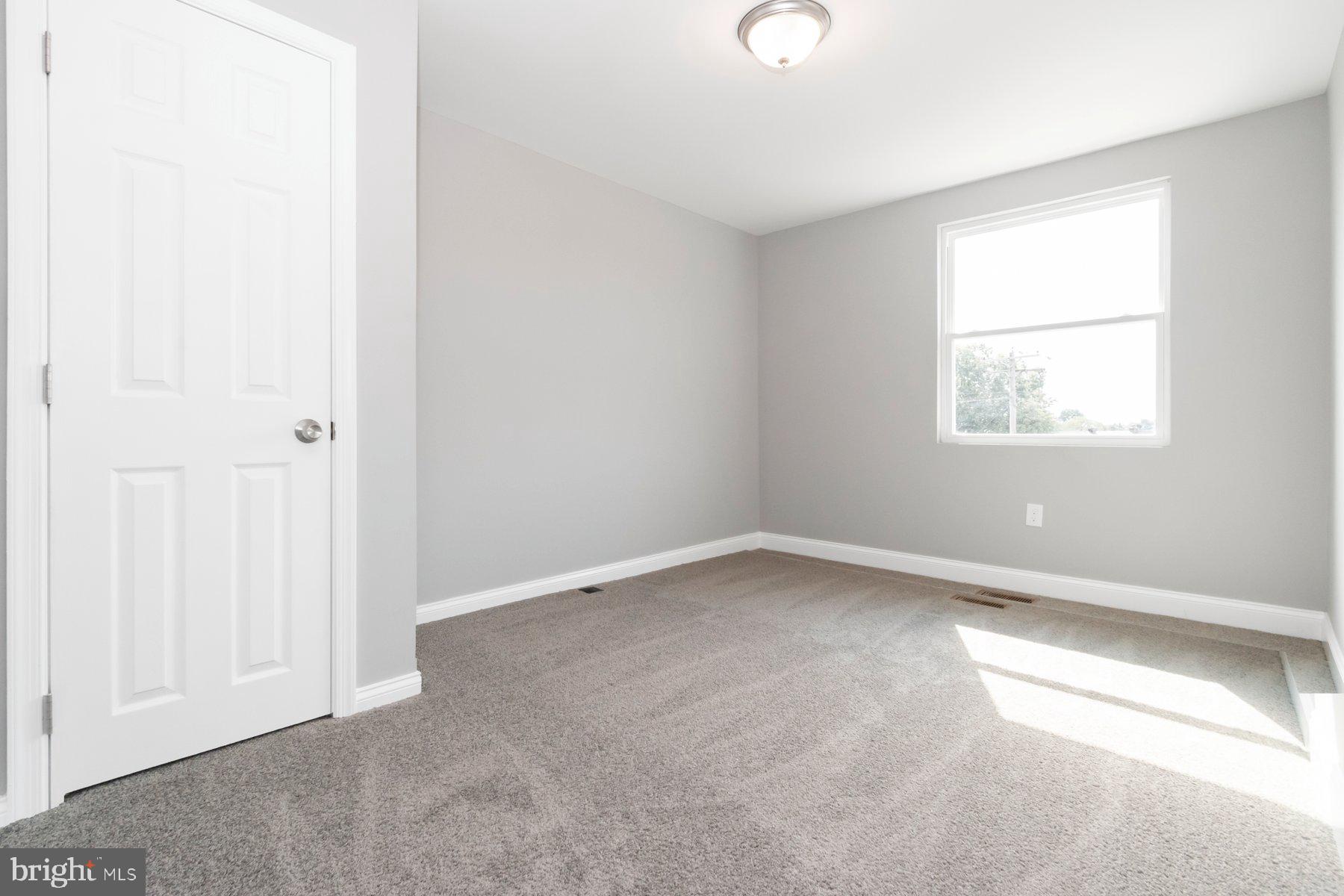 3827 Crestlyn Road Baltimore, MD 21218 - Photo 38 of 57