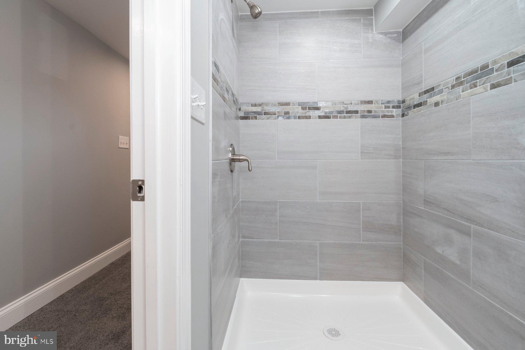 3827 Crestlyn Road Baltimore, MD 21218 - Photo 48 of 57
