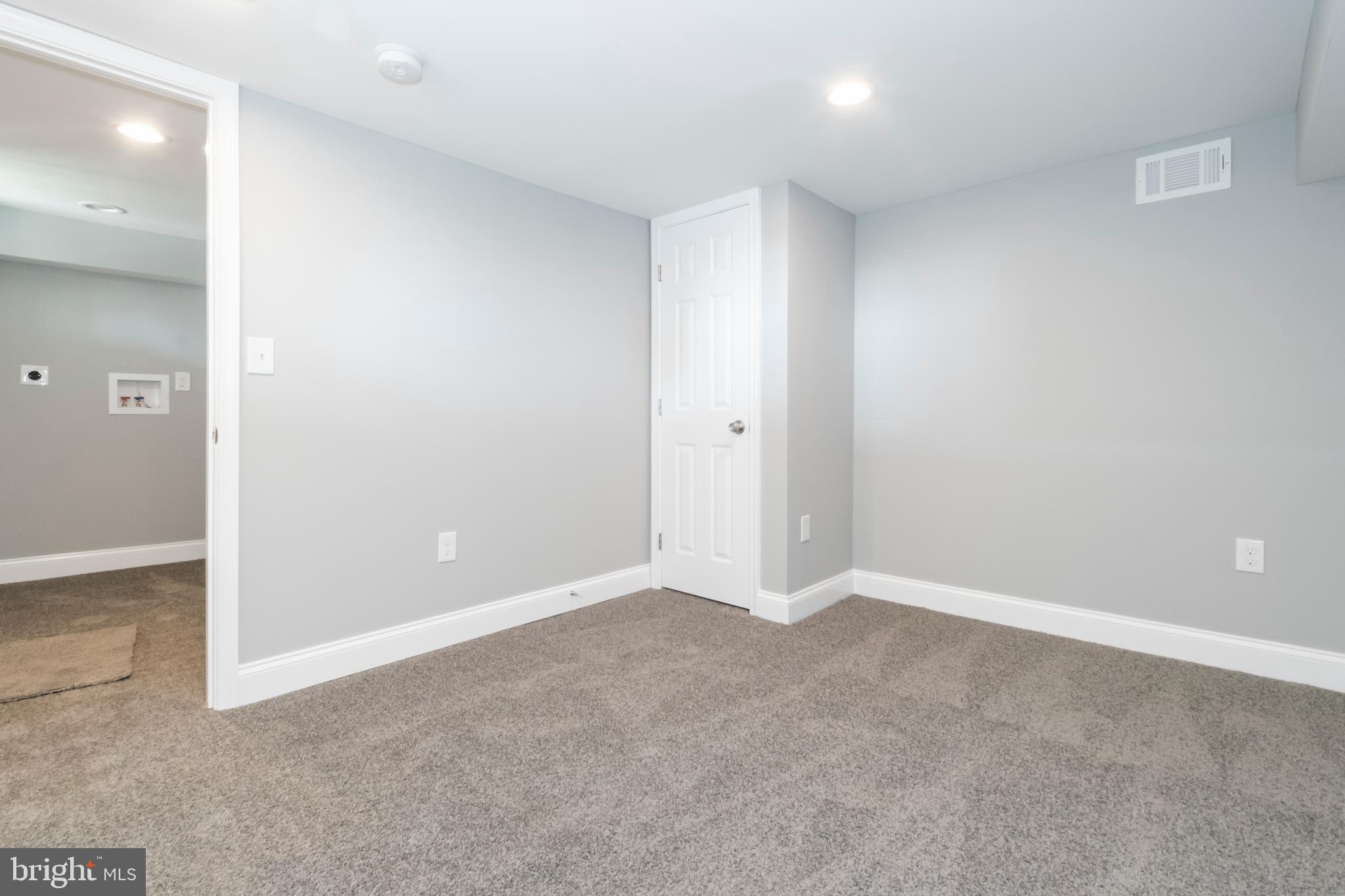 3827 Crestlyn Road Baltimore, MD 21218 - Photo 49 of 57