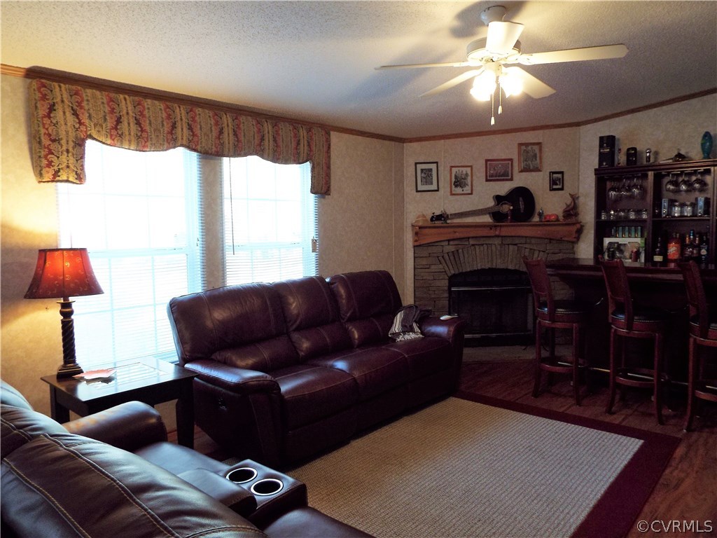 23315 Cabin Point Road Disputanta, VA 23842 - Photo 9 of 26 Gallery Image 9