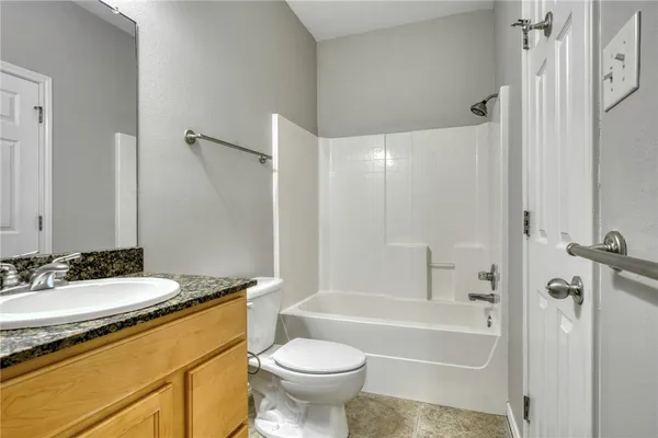 $2,325 | 201 Richards Street, Unit A, College Station, TX 77840