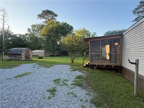 $93,500 | 57 Deville Cutoff Road, Deville, LA 71328