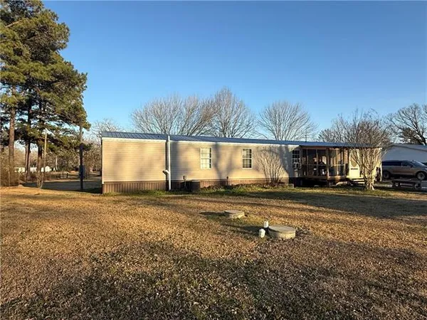 $93,500 | 57 Deville Cutoff Road, Deville, LA 71328