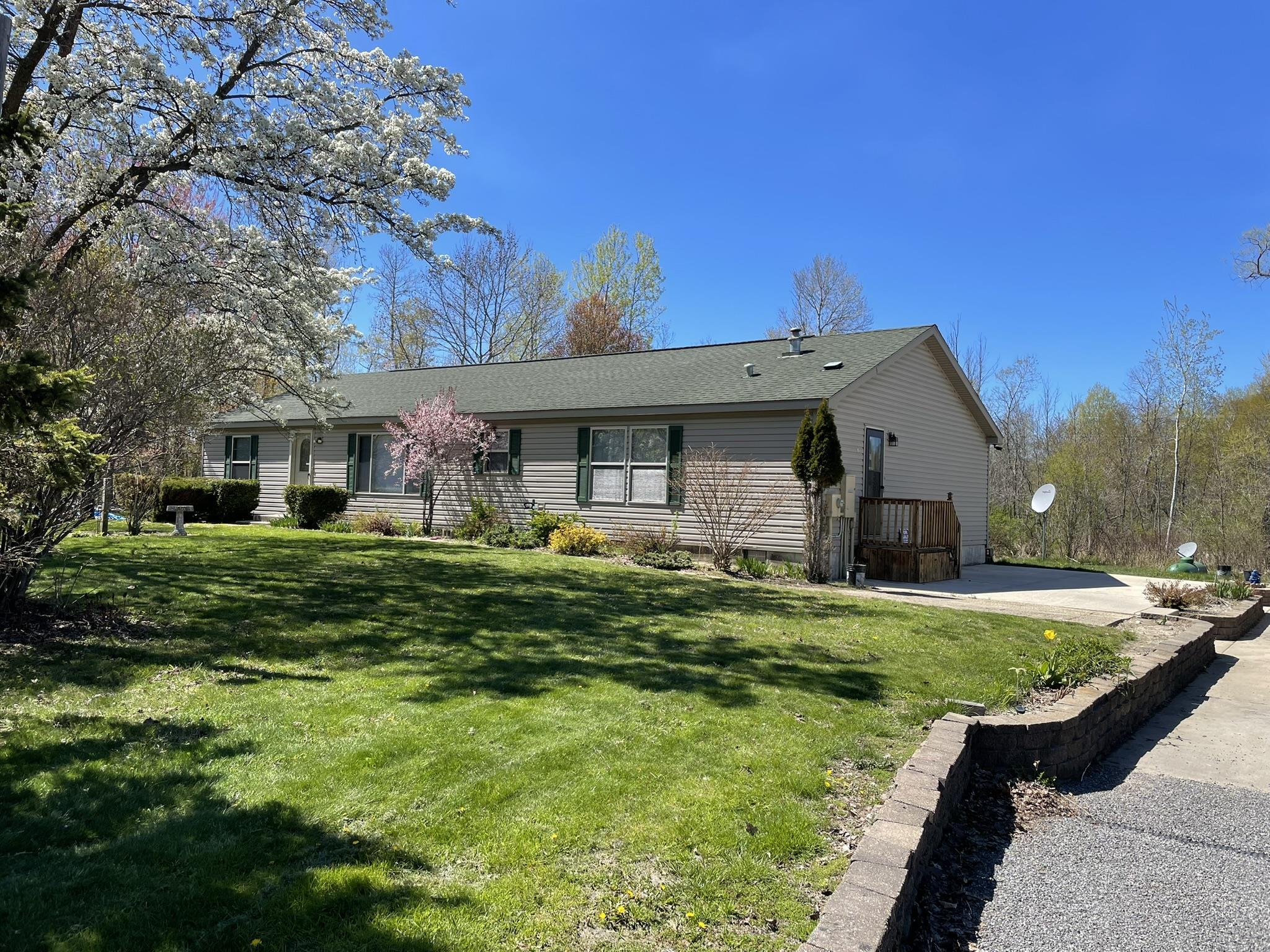 2376 River Road Frankfort, MI 49635 - Photo 1 of 34 1948464-666f92a8-1779-4e06-8f51-2ac90c8f6006.JPG