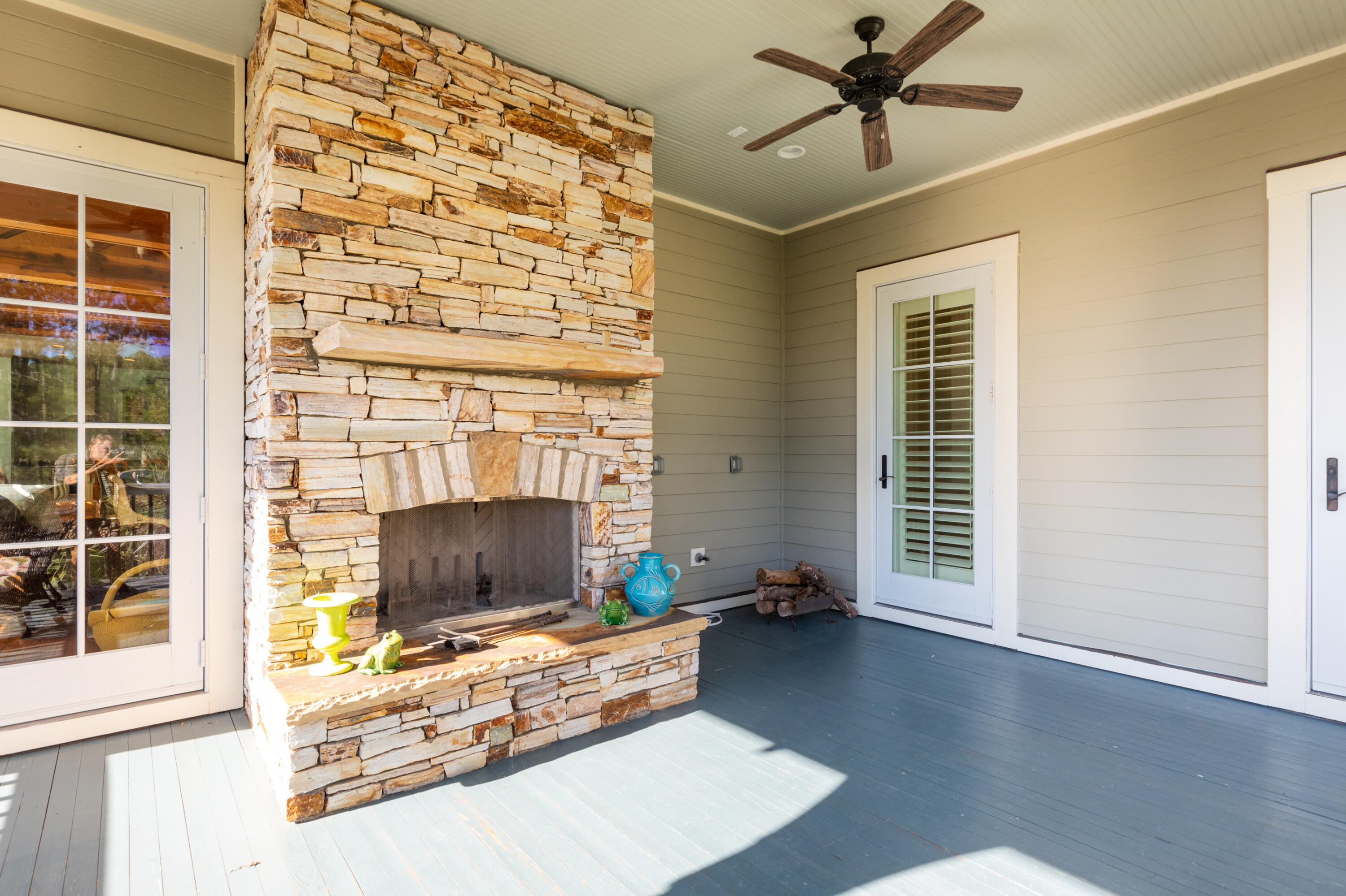4041 Longmarsh Road Mount Pleasant, SC 29429 - Photo 24 of 87 C6C18A31-2158-4553-836A-D31473F27041