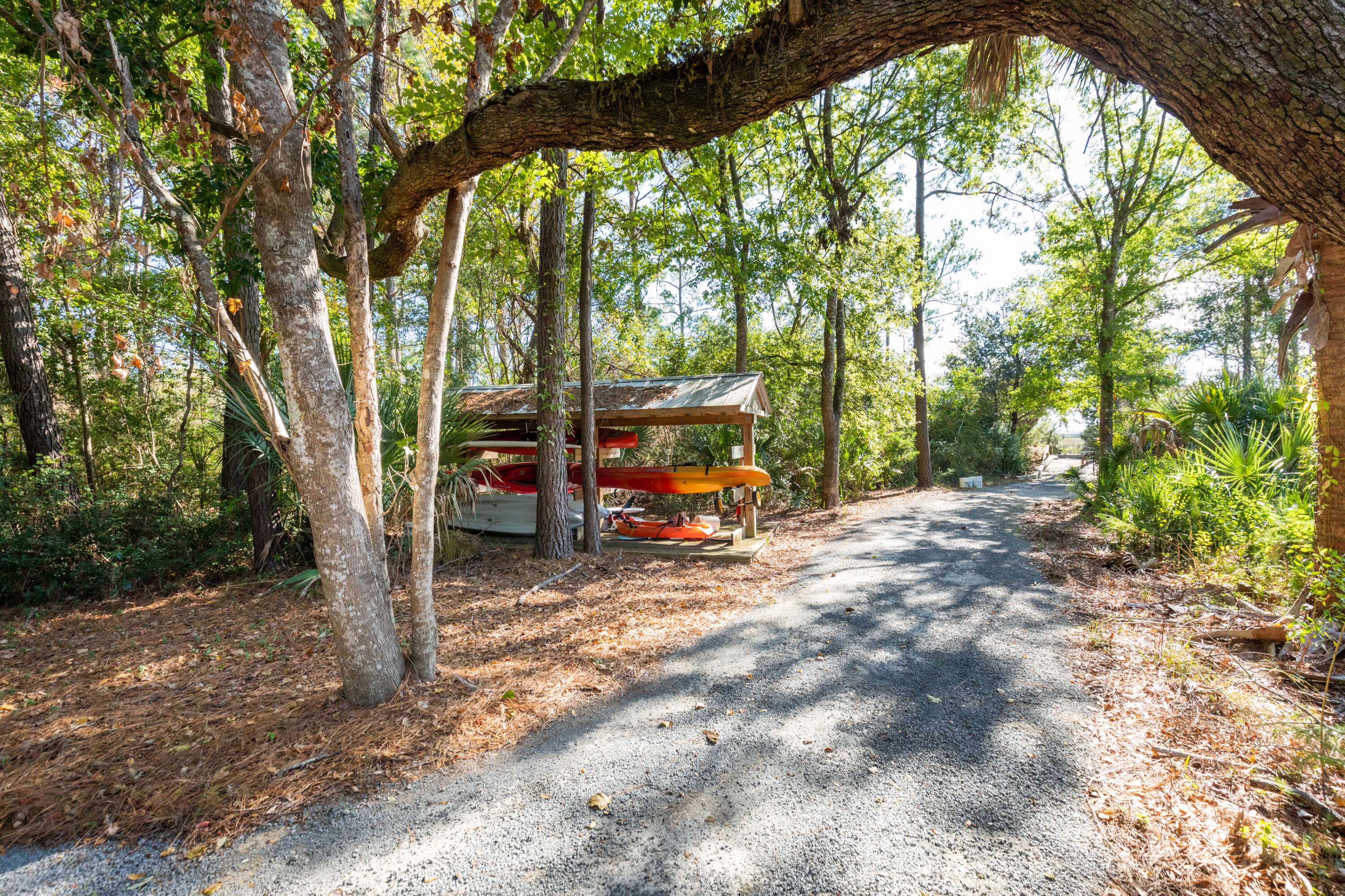 4041 Longmarsh Road Mount Pleasant, SC 29429 - Photo 73 of 87 778C891B-FE8D-4FE0-A2CB-109E9B24B328