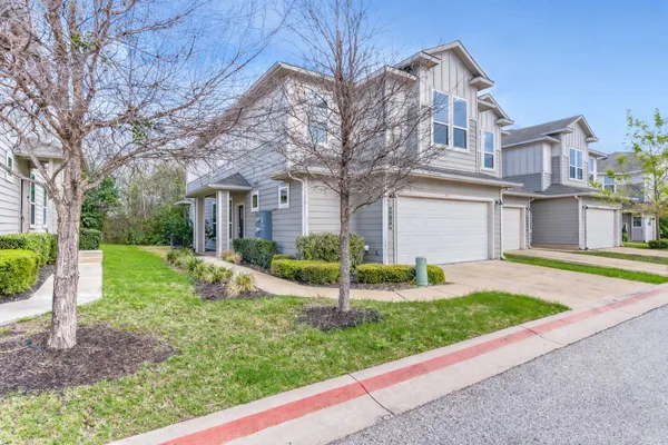 $340,000 | 1719 Roseburg Drive, Austin, TX 78754