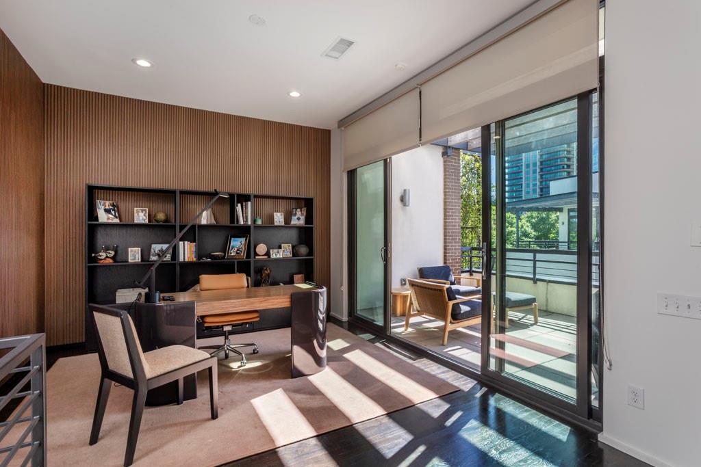 721 Longleaf Drive Northeast, Unit 3 Atlanta, GA 30342 - Photo 19 of 22