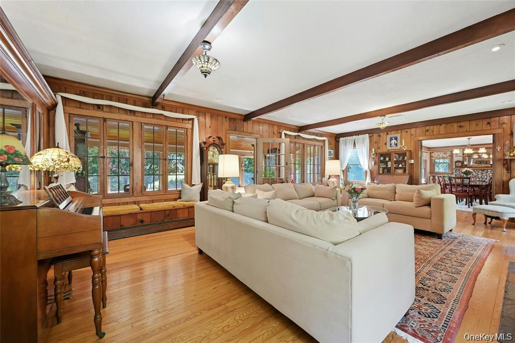 2064 North Country Road Wading River, NY 11792 - Photo 10 of 38 Gallery Image 10