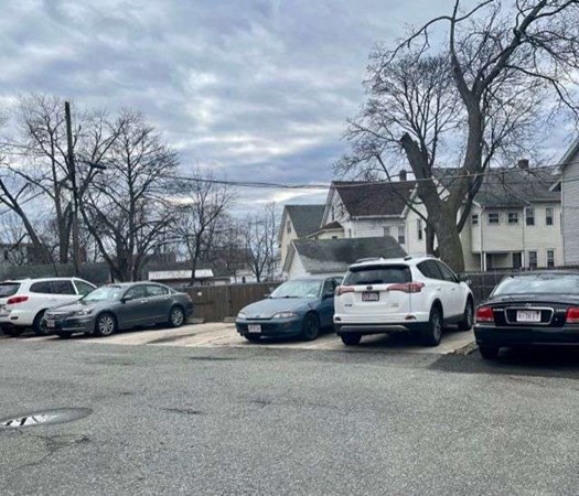 830 Liberty Street Springfield, MA 01104 - Photo 4 of 11 Gallery Image 4