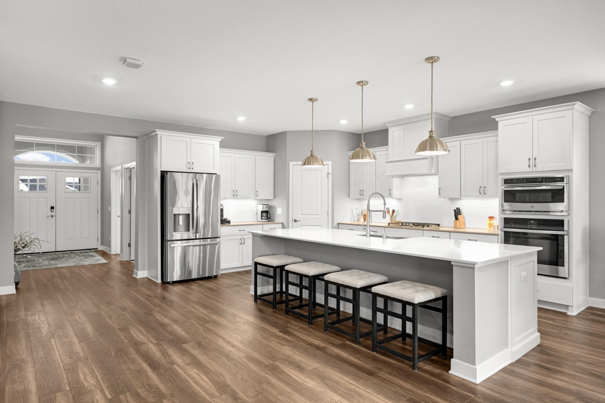 1965 Paisley Path Chanhassen, MN 55317 - Photo 5 of 36