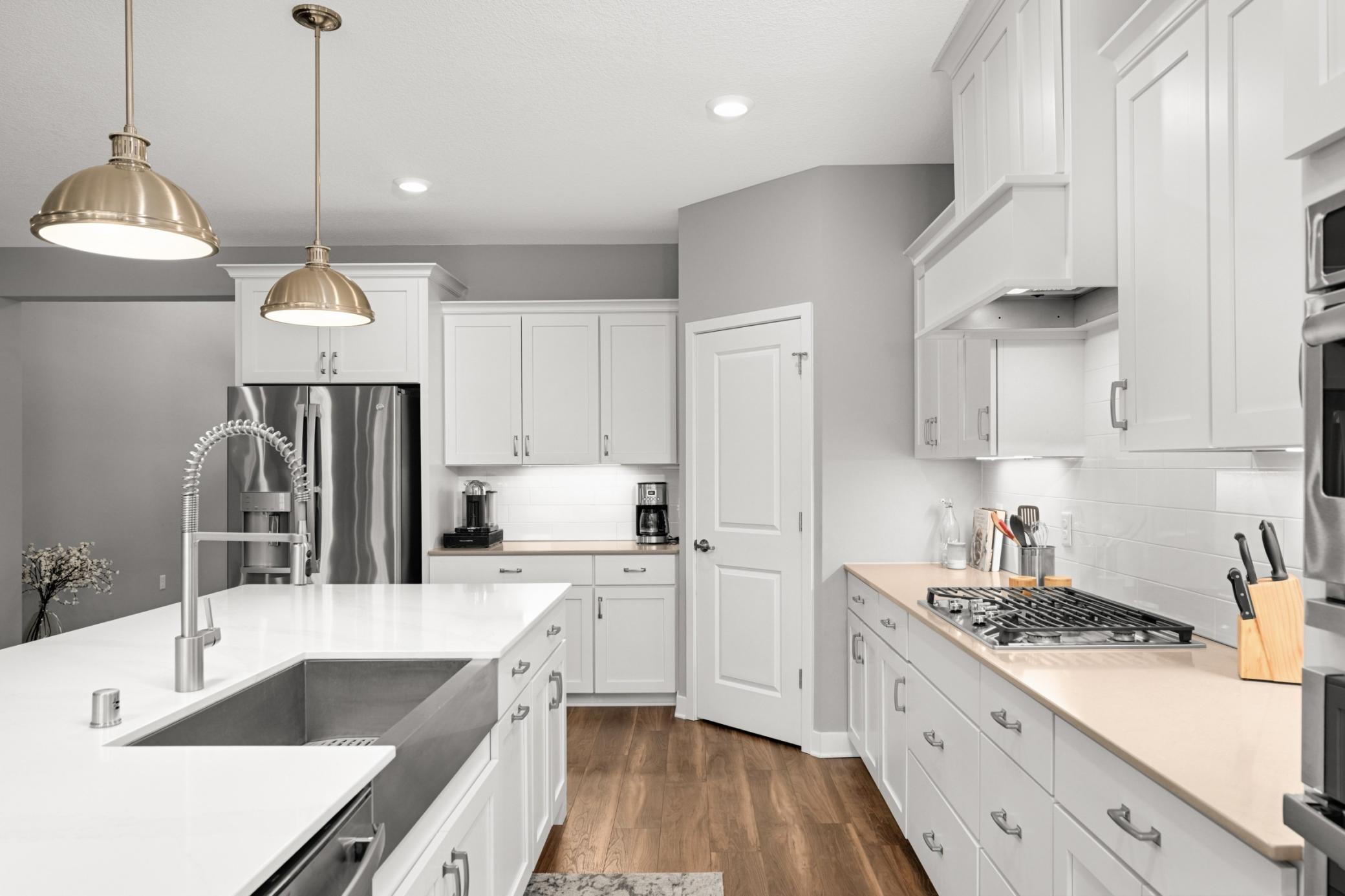 1965 Paisley Path Chanhassen, MN 55317 - Photo 8 of 36