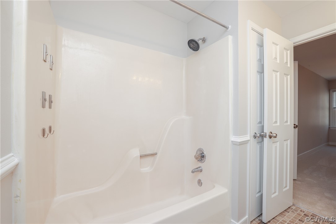 13802 Garrison Pl Drive Midlothian, VA 23112 - Photo 27 of 47 a bathroom with a bathtub