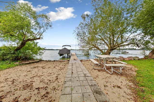 $440,000 | 95 Evergreen Court, Madison Lake, MN 56063