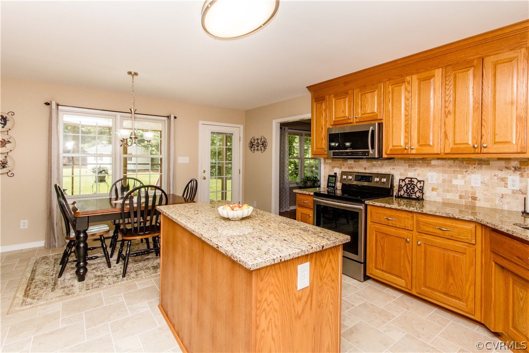 12077 Webb Road Disputanta, VA 23842 - Photo 4 of 34 Gallery Image 4