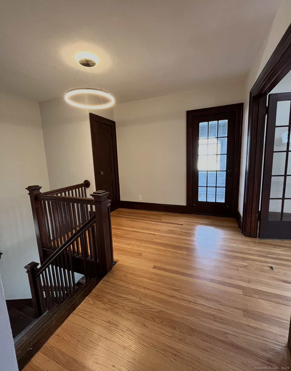 267 Grandview Terrace Hartford, CT 06114 - Photo 9 of 11