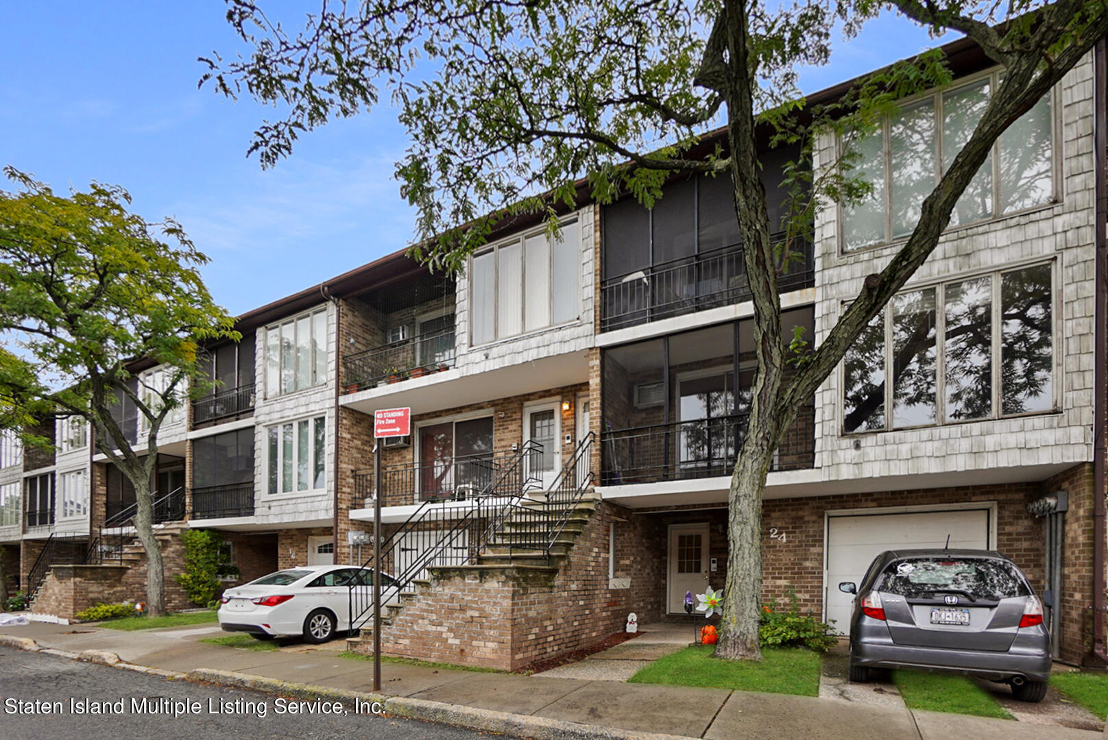 24 Racal Court, Unit B3 Staten Island, NY 10314 - Photo 1 of 15 Front
