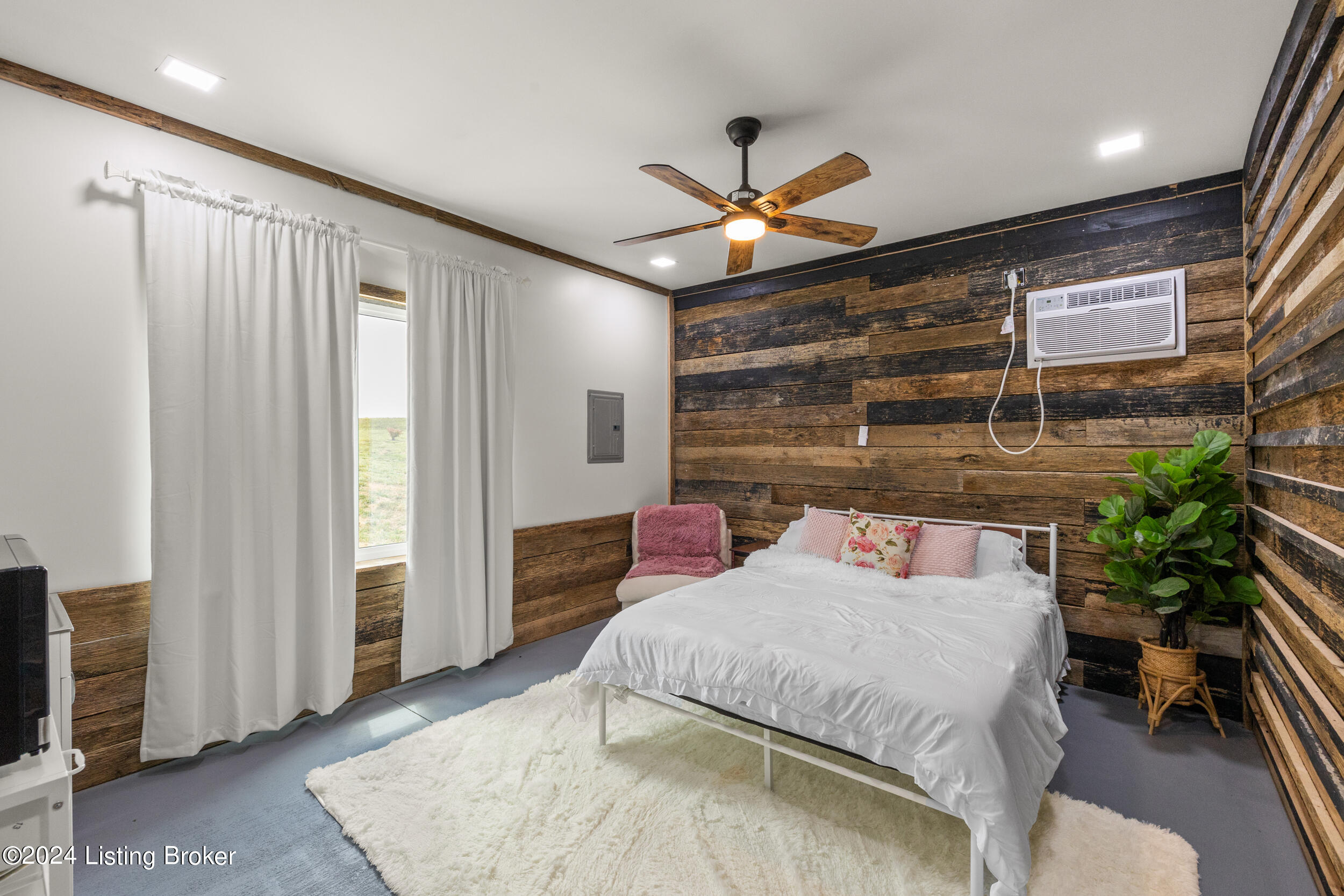 133 Ben Currens Road Salvisa, KY 40372 - Photo 30 of 32 pend9851
