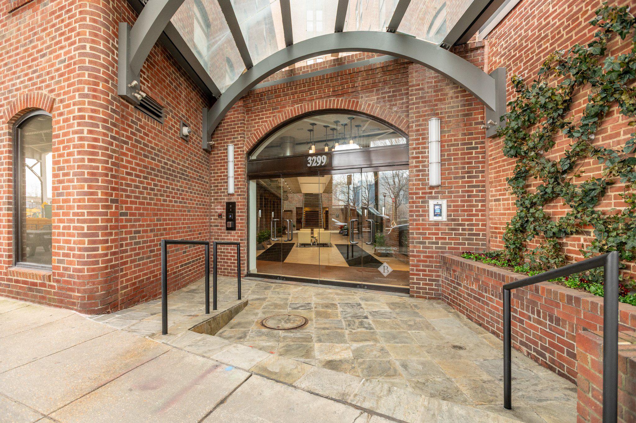 3299 K Street Northwest, Unit 401 Washington, DC 20007 - Photo 13 of 18