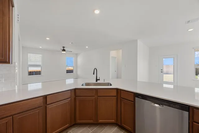 $374,450 | 1312 Carriageway Drive, Georgetown, TX 78626