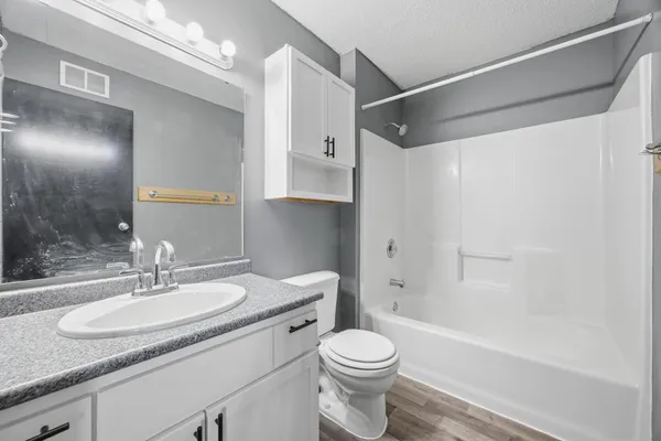 $279,900 | 1841 13th Street East, West Fargo, ND 58078