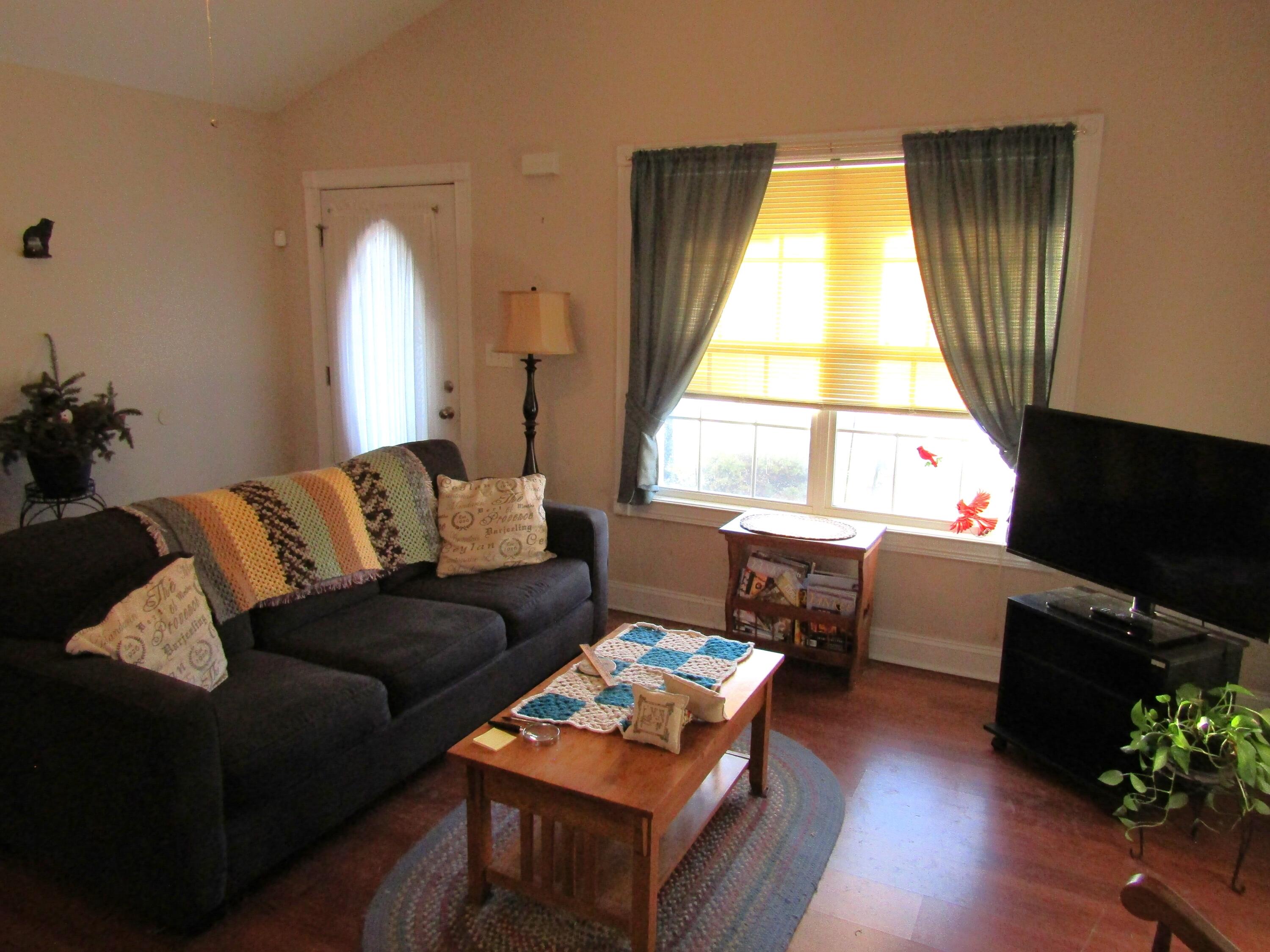 793 Red House Road Richmond, KY 40475 - Photo 6 of 28 living-foyer