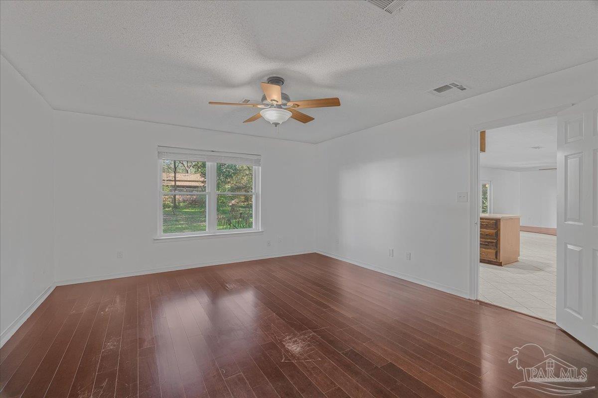 5704 Janet Street Milton, FL 32570 - Photo 14 of 30