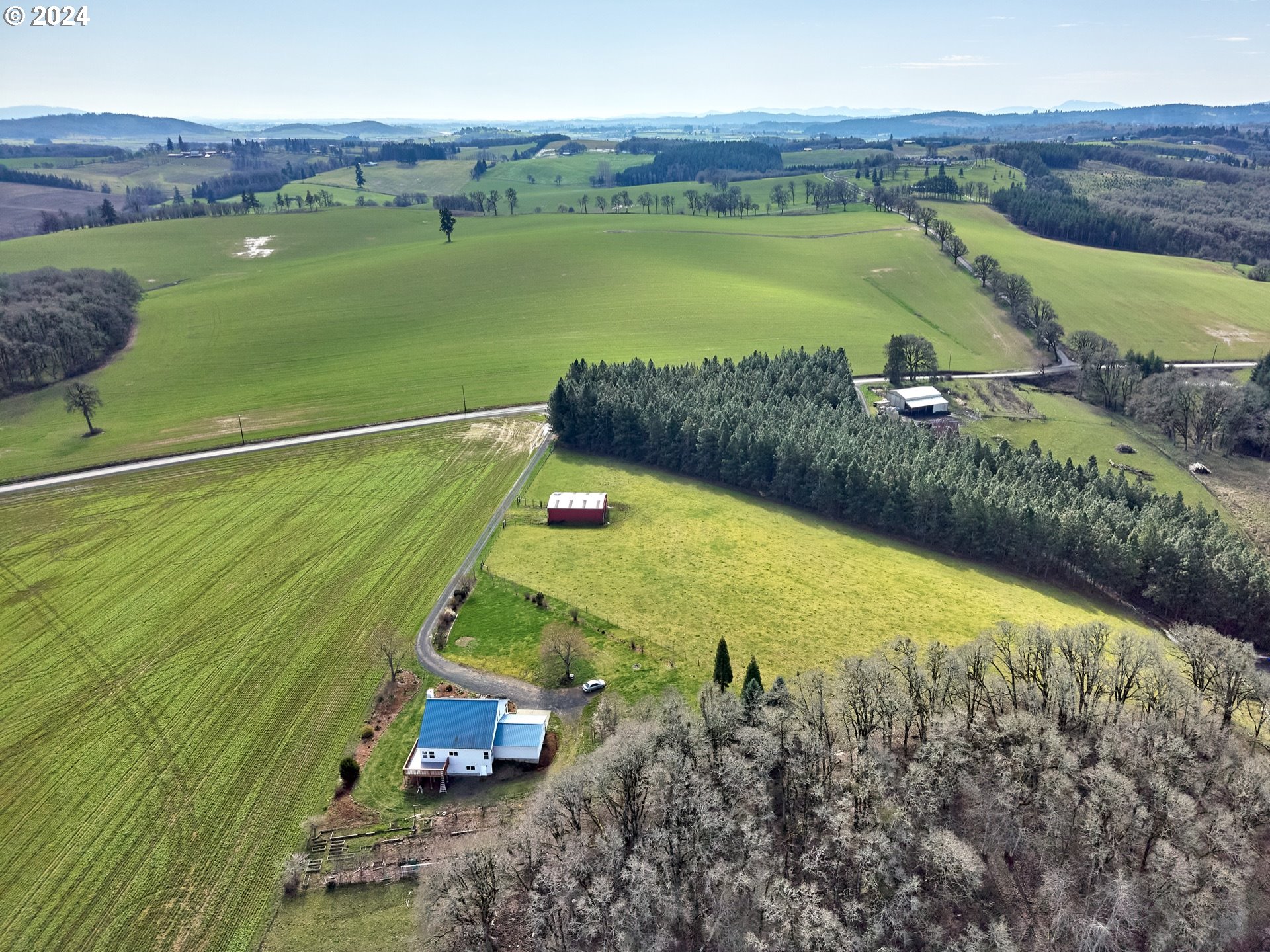 12795 Beck Road Dallas, OR 97338 - Photo 47 of 48 a view of a field with an ocean