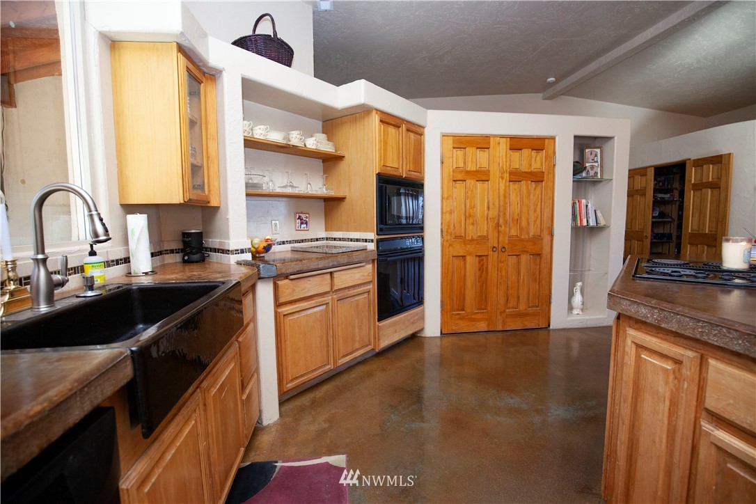3972 Squilchuck Road Wenatchee, WA 98801 - Photo 16 of 28 Gallery Image 16