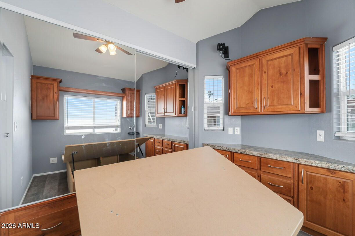 303 North Lindsay Road, Unit T69 Mesa, AZ 85213 - Photo 14 of 33 303 N Lindsay Rd T69-14