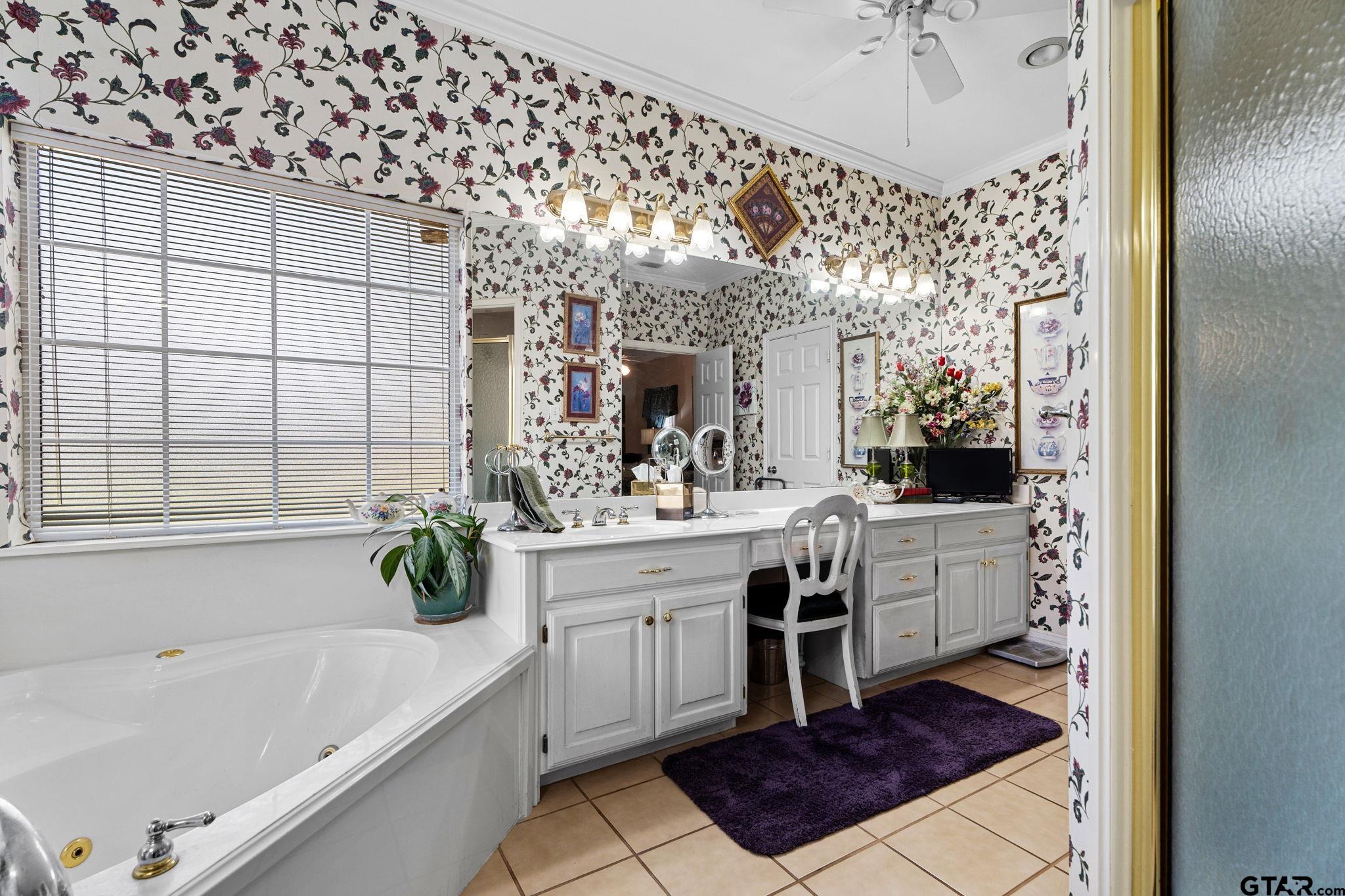 1266 Santa Fe Trail Tyler, TX 75703 - Photo 17 of 36