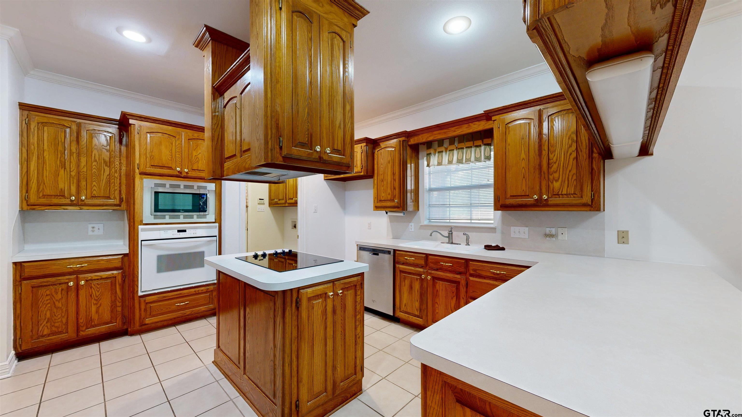 1266 Santa Fe Trail Tyler, TX 75703 - Photo 9 of 36