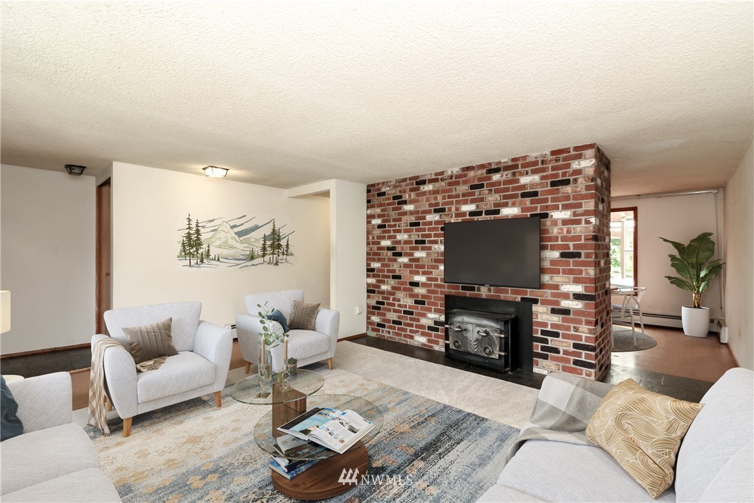 2133 North 115th Street Seattle, WA 98133 - Photo 4 of 22