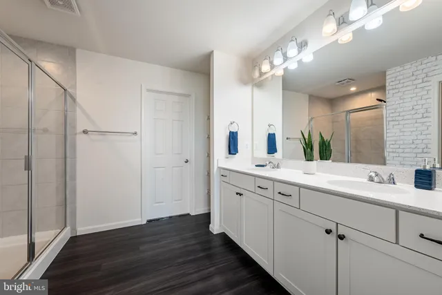 $460,000 | 409 Warrenfeltz Place, Strasburg, VA 22657